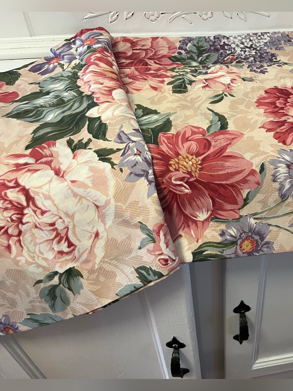 Vintage Floral Valance 80”/ 16” - Picture 11 of 16
